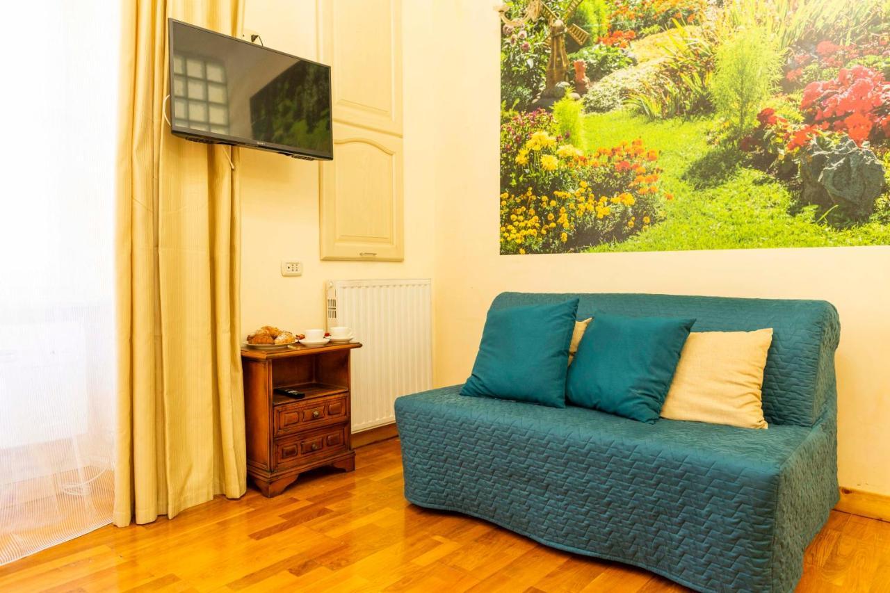 Rome Lucia Apartment Bagian luar foto