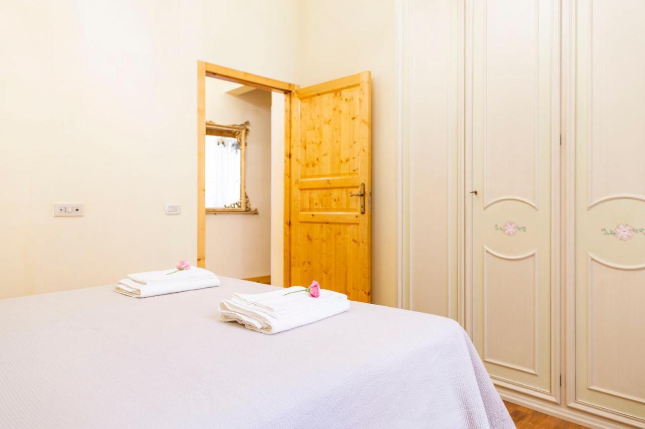 Rome Lucia Apartment Bagian luar foto